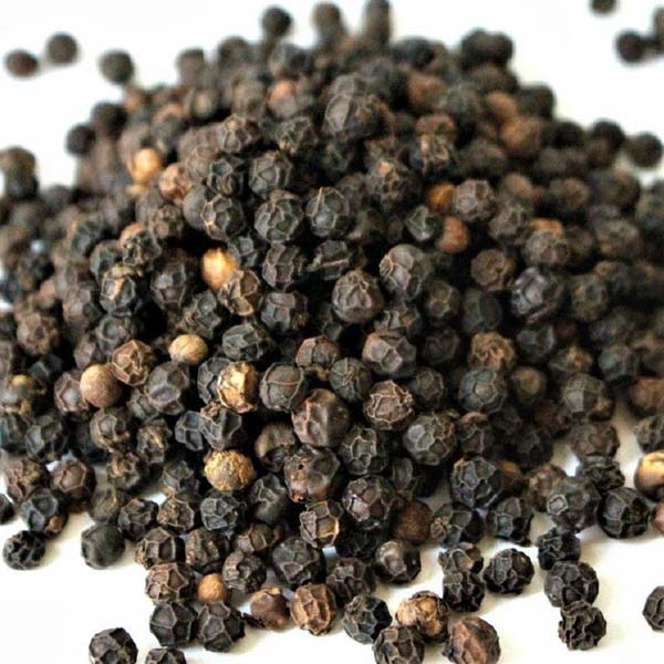 DRIED SEEDS OF BLACK PEPPER 1